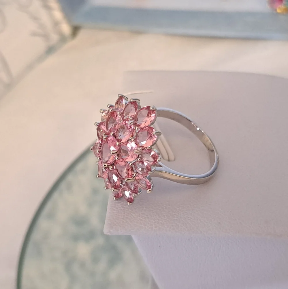 Make a Statement! - Picture 4 of 7